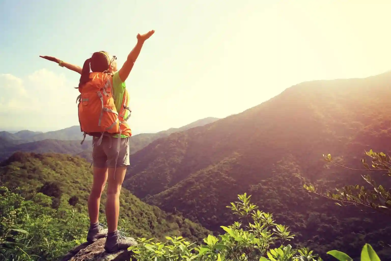 Tips to Stay Fit & Healthy While Traveling