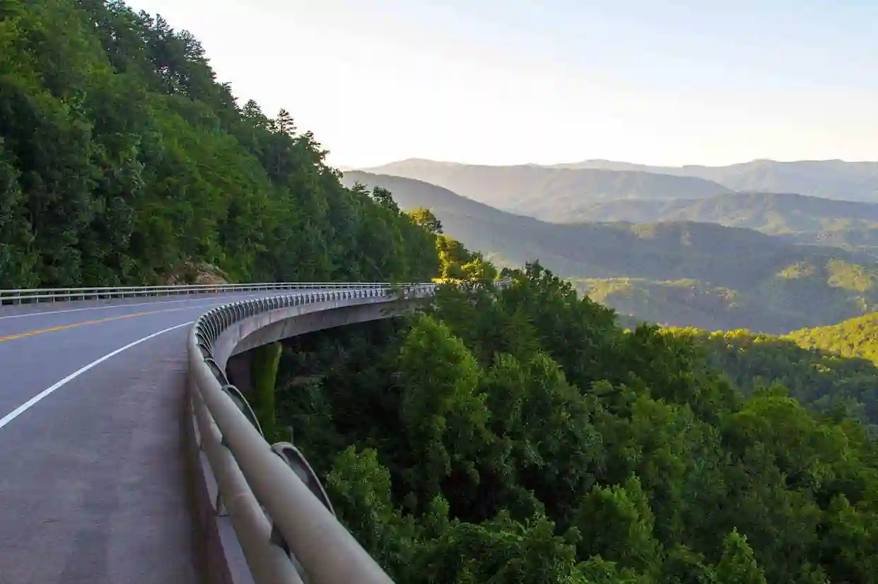 Great Smoky Mountains road trip from atlanta