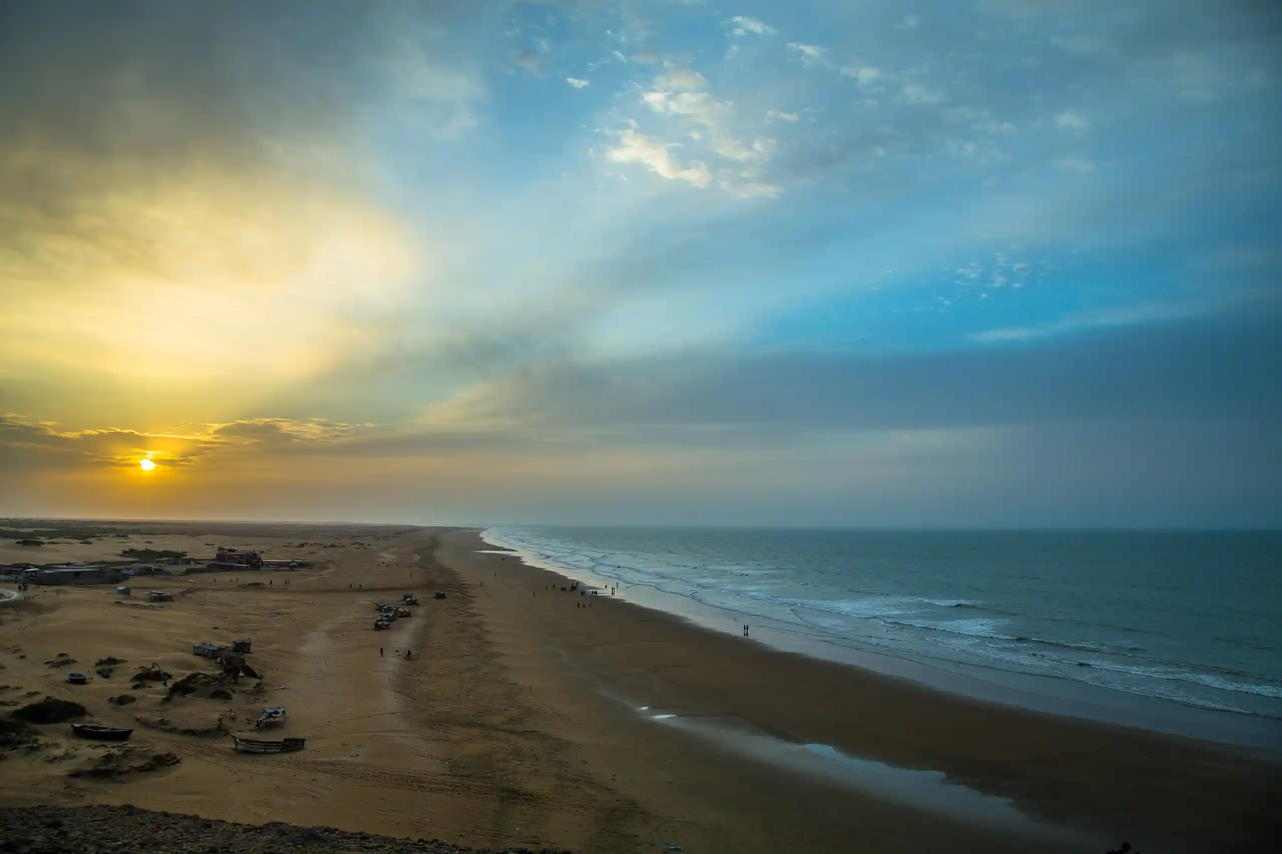 Can You Camp or Stay Overnight at Daran Beach