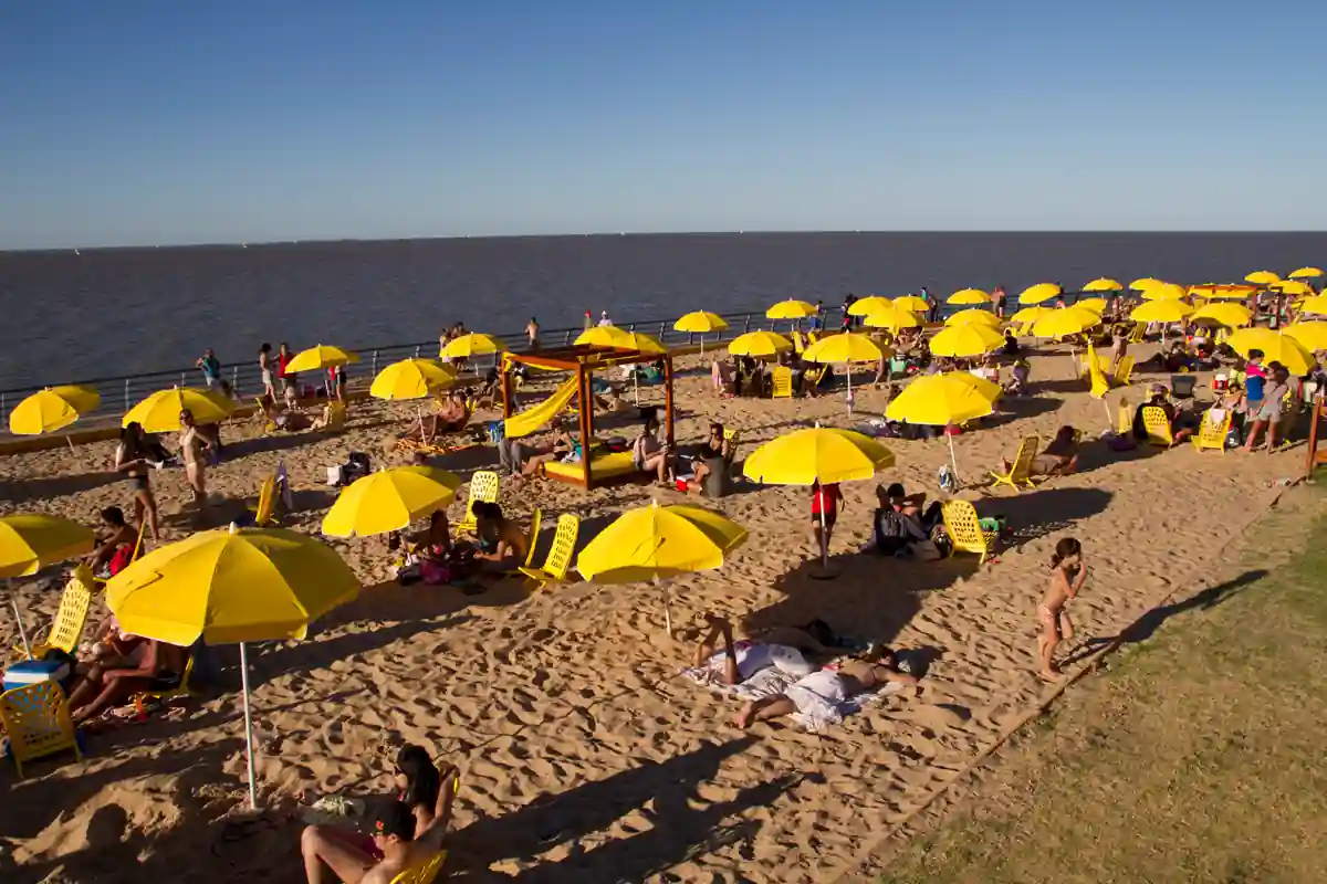 Playa de la Reserva Ecologica Buenos Aires City