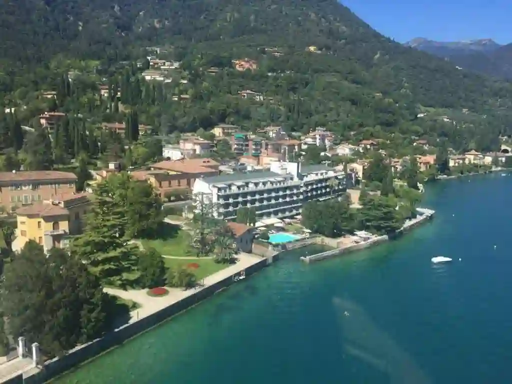 Salo 1