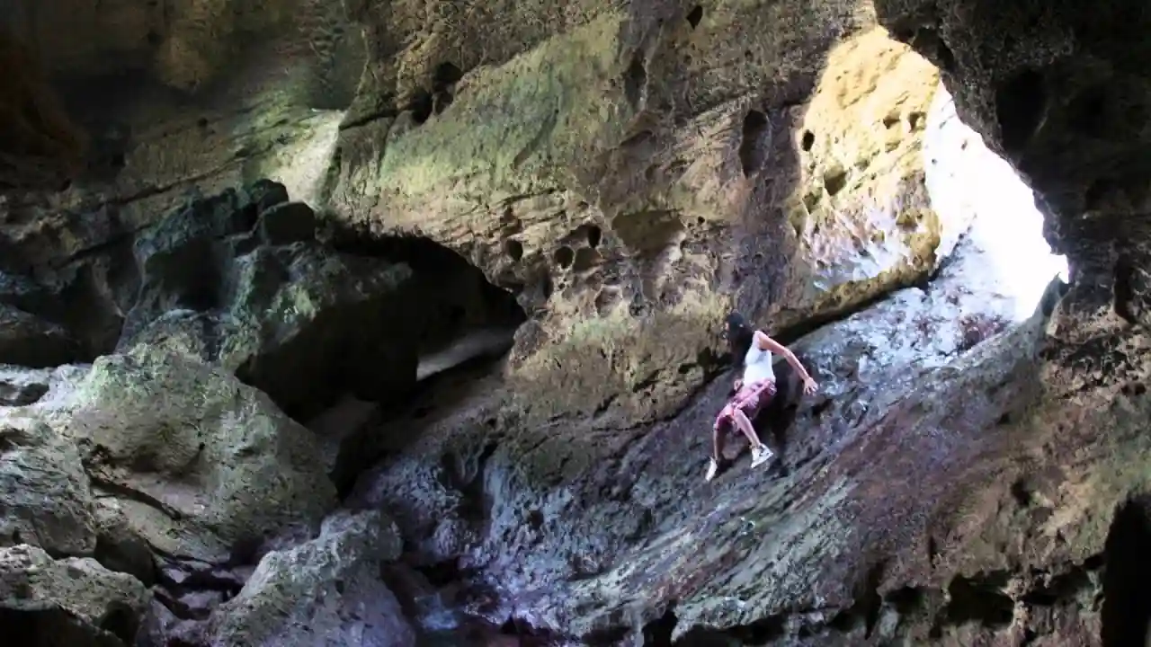 Cueva del Indio de Manati