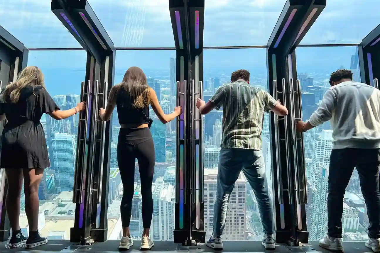 360 Chicago Observation Deck