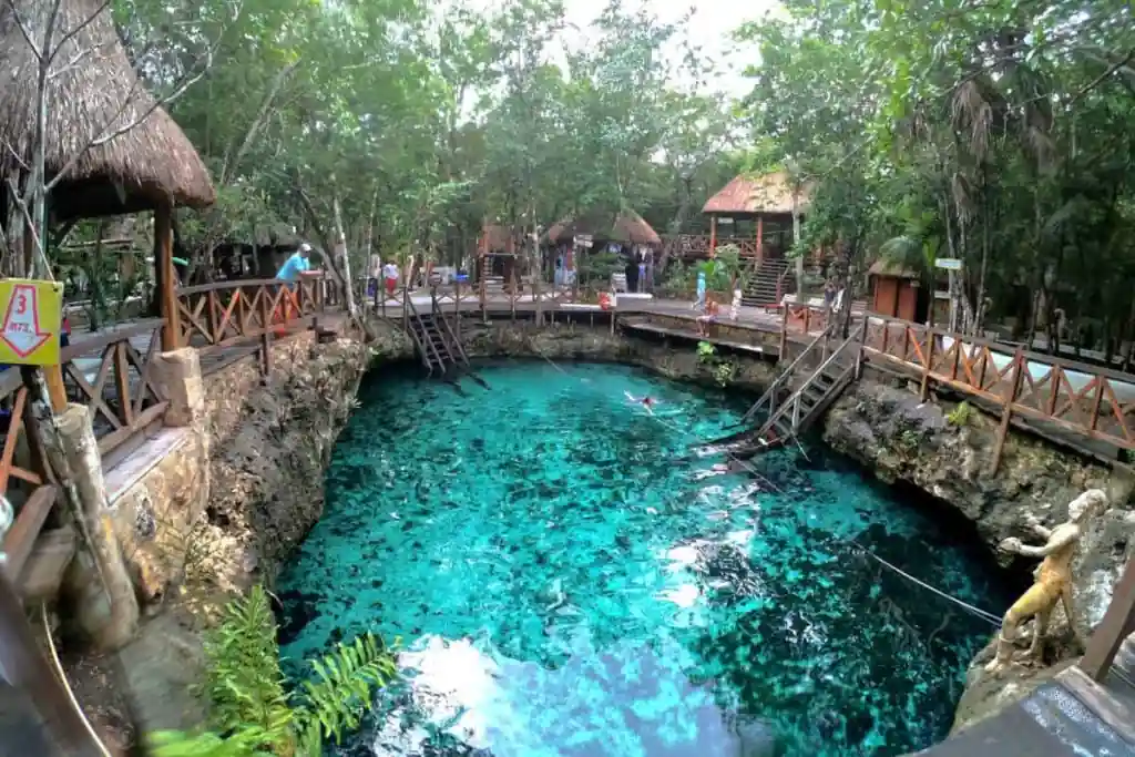 Cenote Zacil Ha
