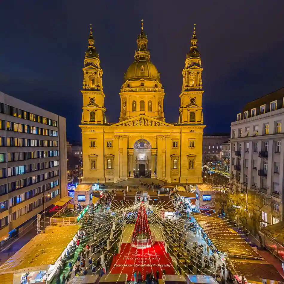 Budapest Hungary – Basilica Vorosmarty Late Season Hours
