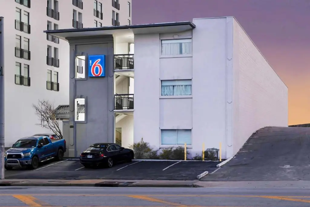 Motel 6 Atlanta Midtown