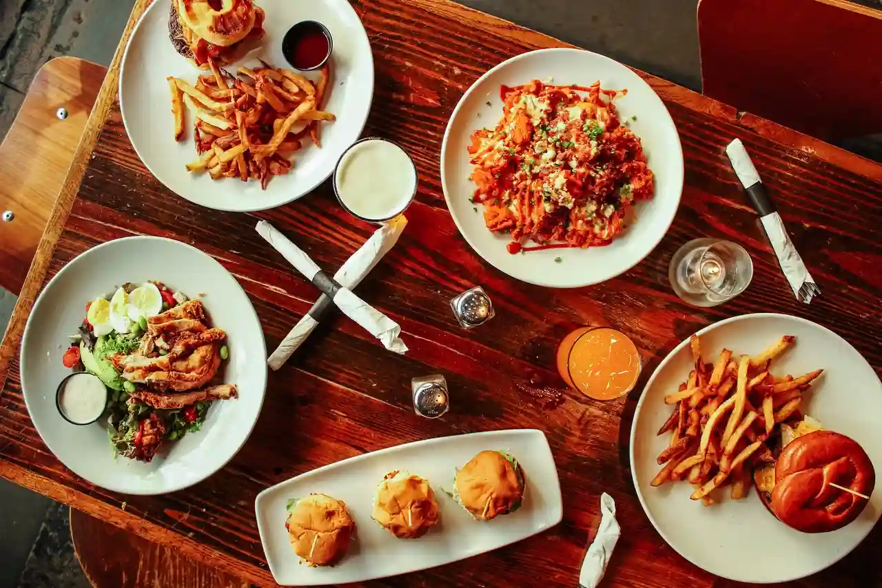 Cypress Street Pint Plate — Midtown